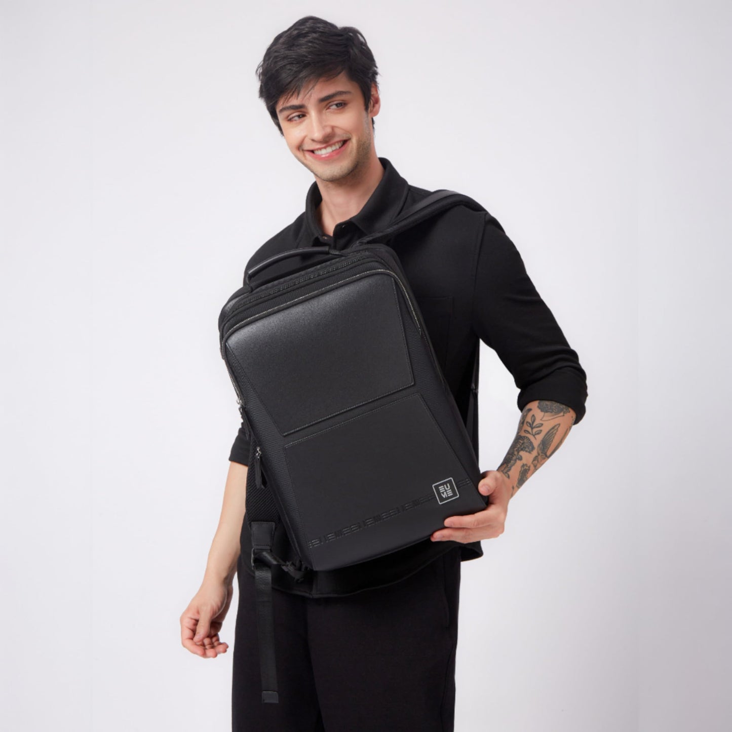 EUME Omega 24L Backpack Bag For Man, Charcoal Black | 3 Large Compartme- image 9