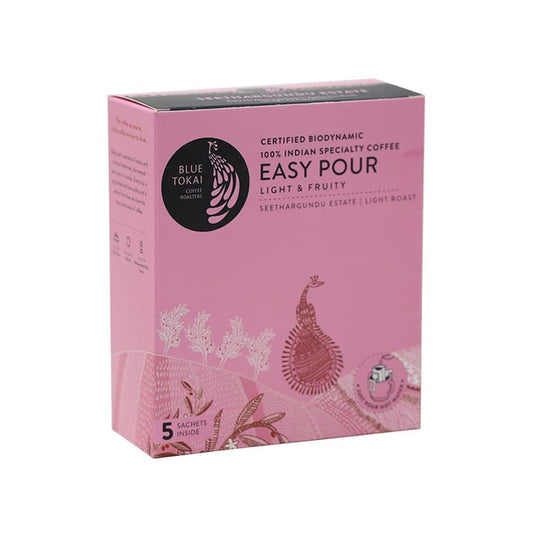 Blue Tokai Coffee Roasters Easy Pour Over Coffee Drip Bags | Seethargundu Estate - Light Roast | Pack Of 5 Sachets | 100% Arabica Beans | Ready to Brew in 2 Mins | Just Pour In Hot Water