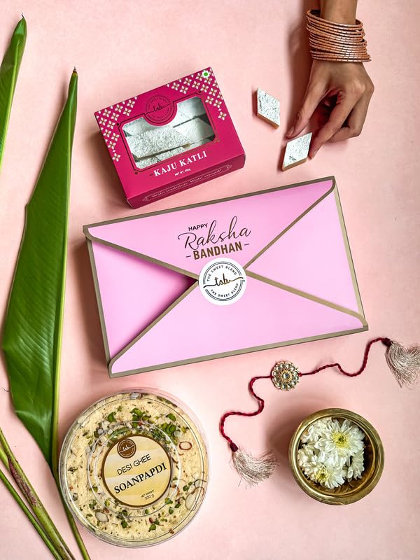THE SWEET BLEND Raksha Bandhan - Rakhi Gift Hamper 700g Soan Papdi & Kaju Katli with Red Kundan Rakhi | Traditional Indian Mithai & Designer Rakhi Combo