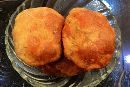 Hari Ram & Sons Purwar Kachauri Masala | Kachori Masala Powder | Urad Dal Mix | Easy To Cook Recipe | Ready Mix For Homemade Kachori | Legendary Spice Mix From Loknath Prayagraj | 250 Gm Pack