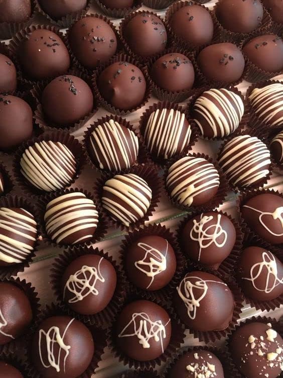 WINNI - Premium 24 Pcs Truffle Chocolates Gift Pack | Belgian Dark Chocolates Gift | Handmade Celebration Chocolate Gift Box For Birthday, Anniversary, Valentine, Partner, Couple, Girlfriend, Boyfriend, Girls, Boys, Students, Kids | Imported Chocolates Bo