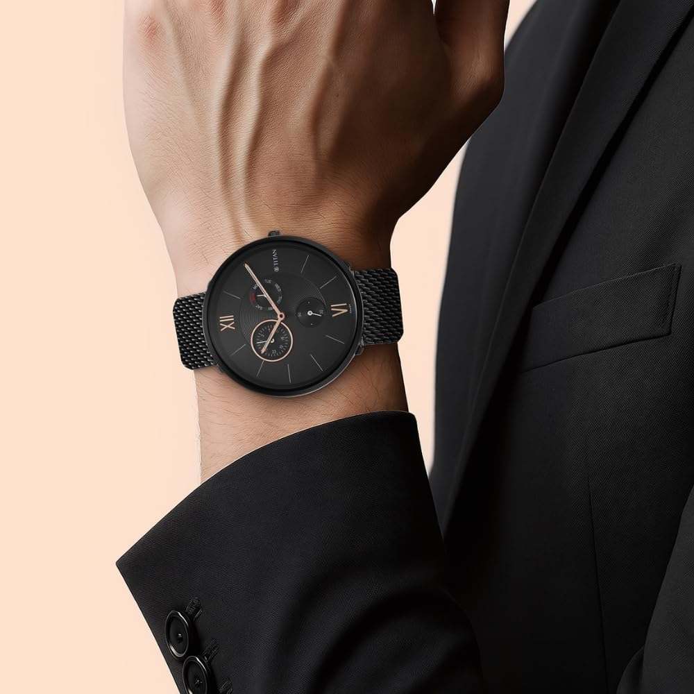 Titan Black Dial Analog Watch for Men-1877NM01