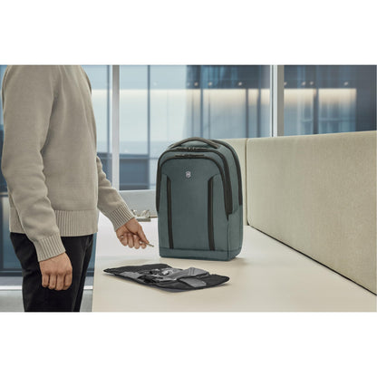 Victorinox Swiss Designed Backpack, Altmont Professional Deluxe Travel Laptop Backpack, Storm, Dedicated Laptop and Tablet Compartment, Business Travel Office Bag For Men, 25 Litres, (653292)