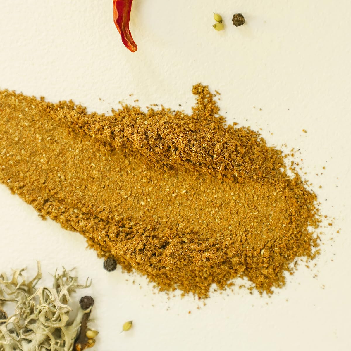 VAAHE Premium Biryani Masala | 17+ Natural Spices | Freshly Ground and Packed | 100% Pure and Natural | Single Origin | Premium Tin Box (70 gm)