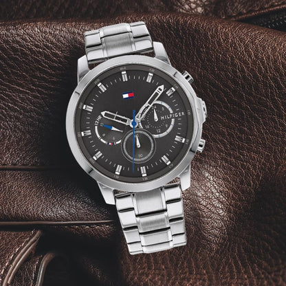 Tommy Hilfiger Quartz Analog Grey Dial Stainless Steel Strap Watch for Men