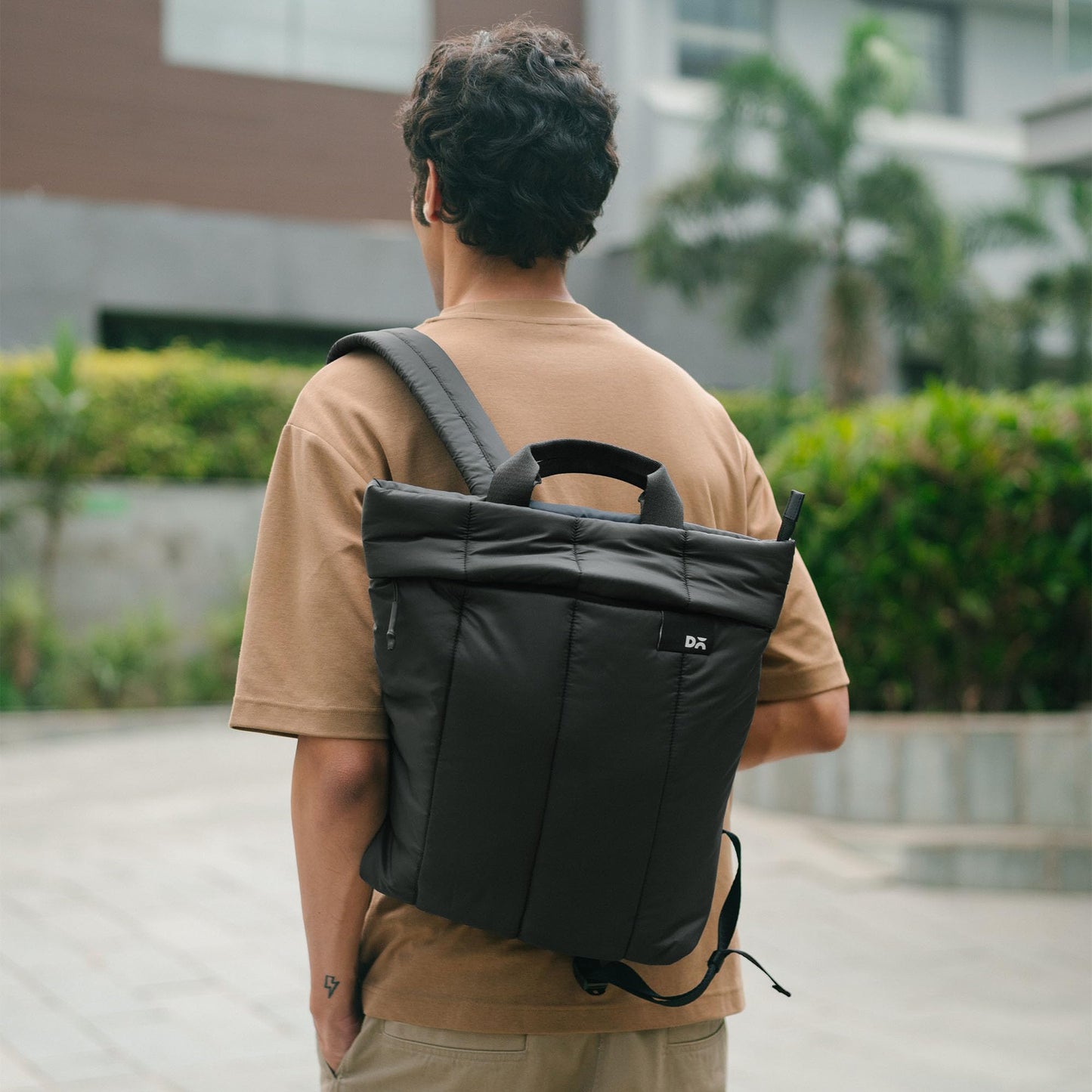 DailyObjects Black Wing Backpack (17L) Bag for Men & Women|Fits 13/14 inch Laptop/Macbook Pro/Air Ipad|Lightweight| Durable Backpack |Padded Straps|Office/Daily Use/Travel/Work|Multi Compartments