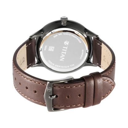 Titan Green Dial World Time with Date Leather Strap Analog Watch for Me- image 5