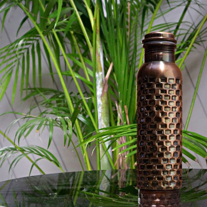 Craft Trade Pure Copper Water Bottle - Leak Proof Joint Less Ayurveda Health Benefit Water Drinking Pitcher - Antique Brick Finish - 950 ML