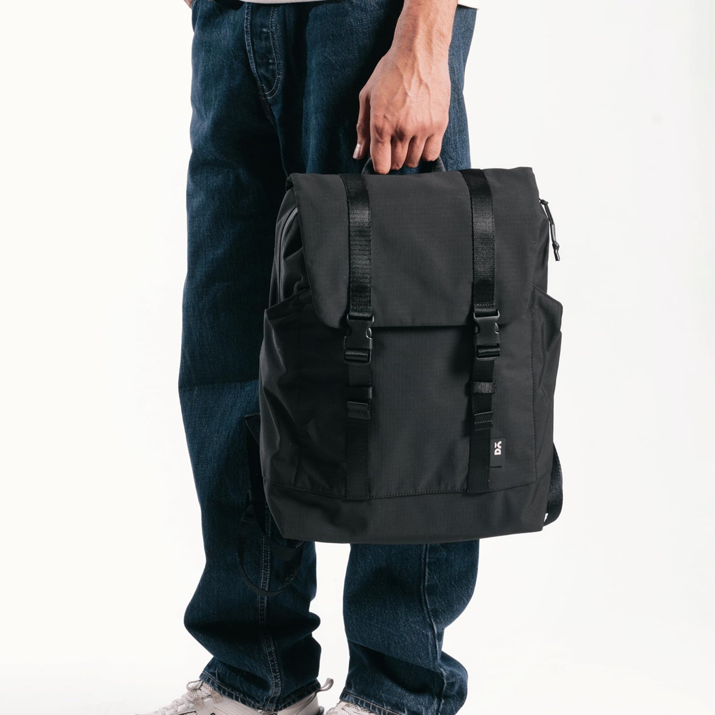 DailyObjects Taiga Backpack (19L) Ultra Light Office/Travel Laptop Backpack (19L) for Men & Women with 15inch Compartment, Water-Repellent, MultiPocket, Bottle Holders with Trolley Strap- Basalt Black