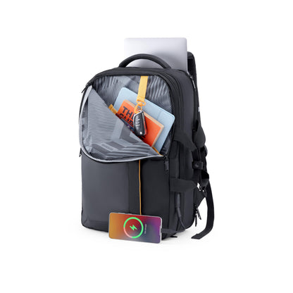 American Tourister Segno 4.0 | 32 Ltrs | 4 Compartments | Bottle Pocket | Ergonomic Padded Back Panel & Shoulder Straps | Laptop Backpack | 1 Year International Warranty | Black