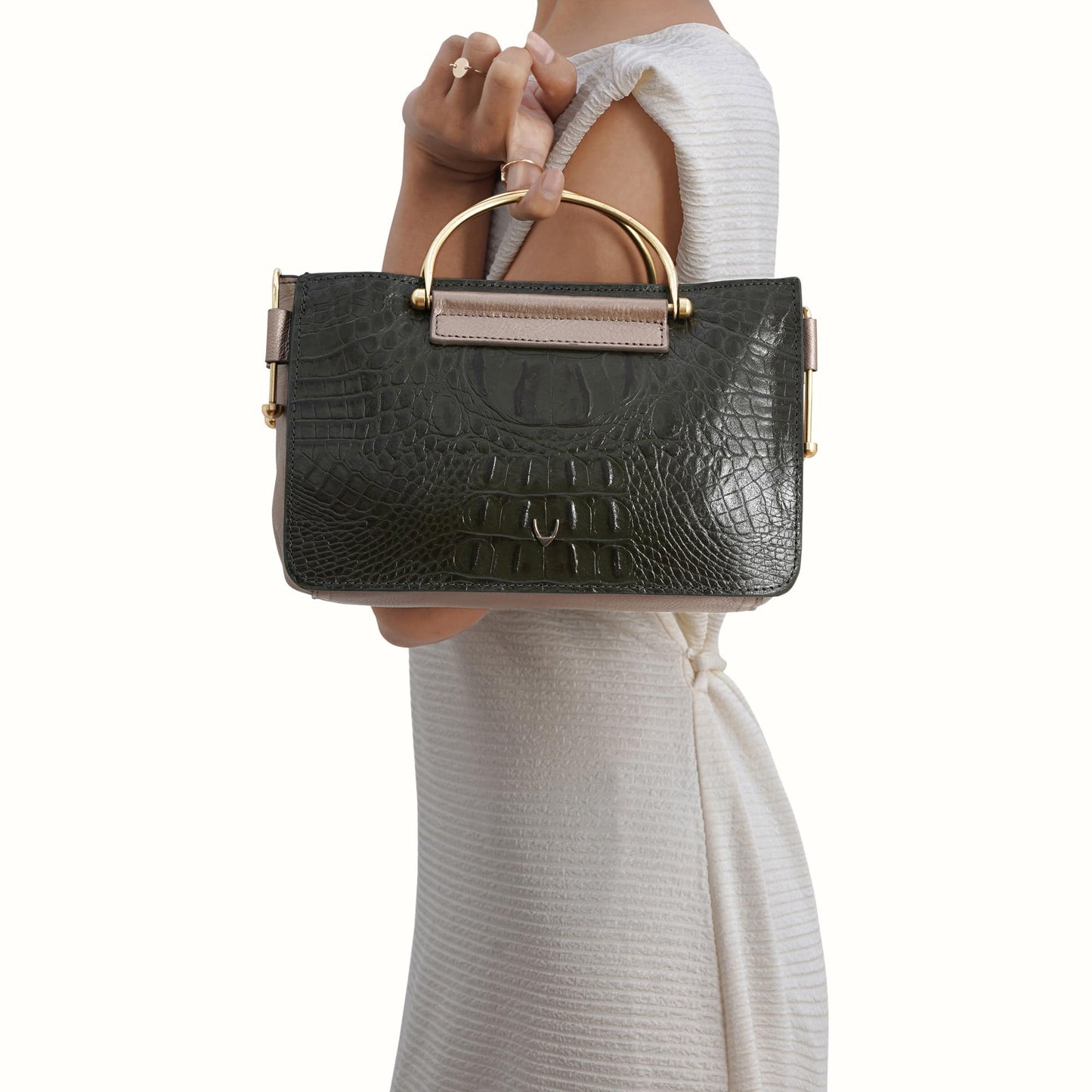 Hidesign Women's Leather Sling Bag