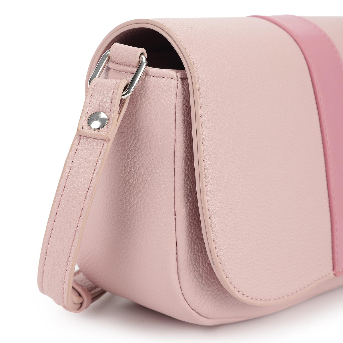 Fastrack On the Go Sling Bag for Women| Compact Crossbody with Magnetic Closure Flap, Adjustable Strap & Internal Zipper Pocket | Trendy Everyday Sling Bag for Women