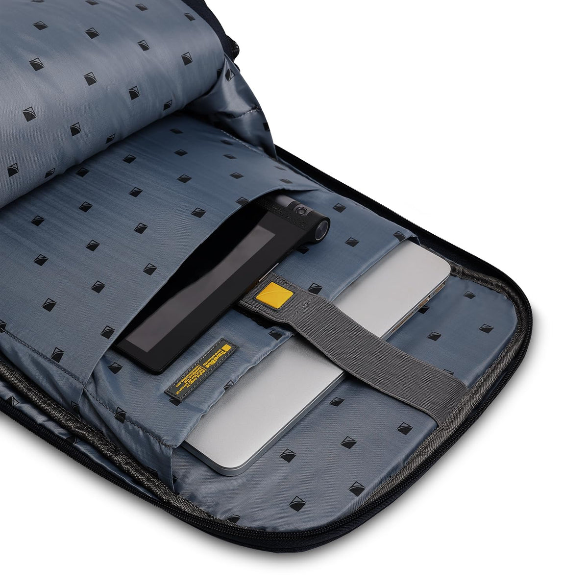 Travel Blue Pro Nxt 17.3-Inch Laptop Backpack, Large Travel Backpack with Laptop & iPad Compartments, Water-Resistant Fabric, Document Holder Navy