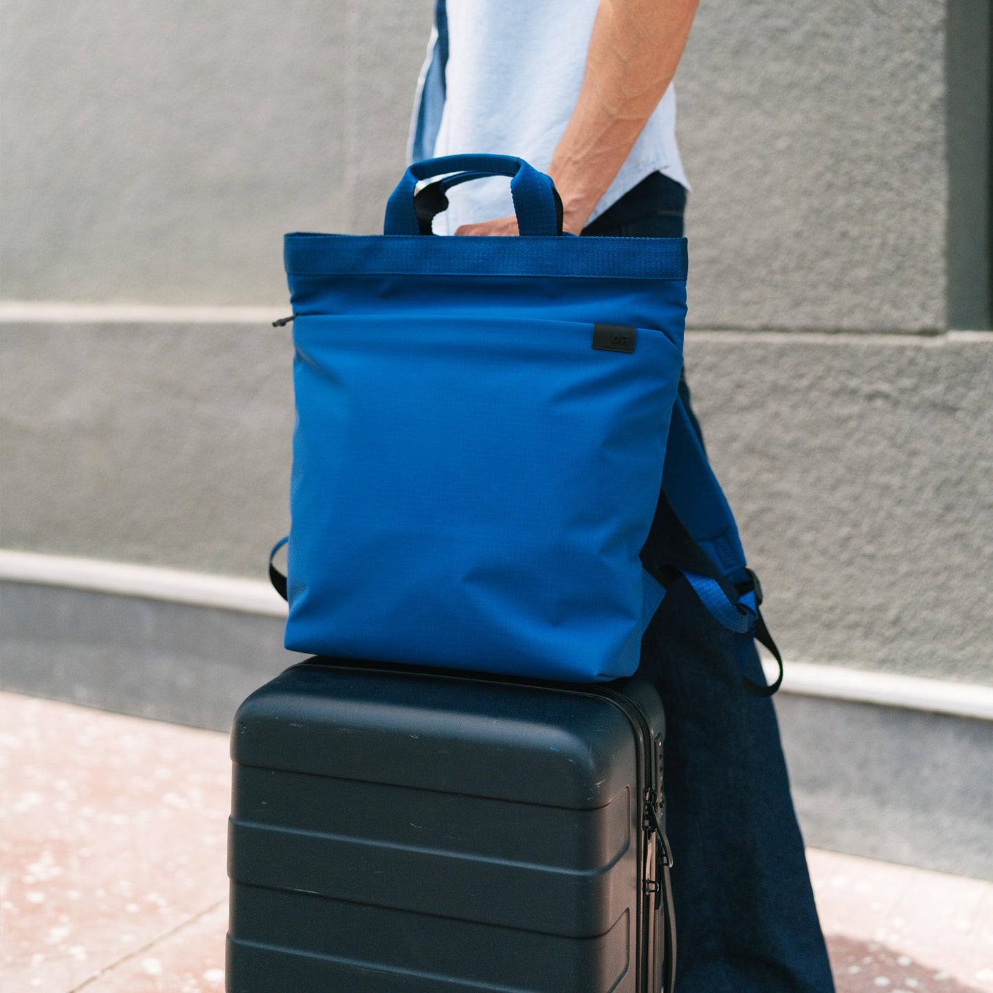 DailyObjects Water Resistant Pivot Carrypack Bag for Men & Women|Fits 13/14/15.6 inch Laptop/Macbook Pro/Air|Lightweight| Backpack (21L)|Office Use/Travel|Multi Pocket|Adjustable Shoulder Strap (Blue)