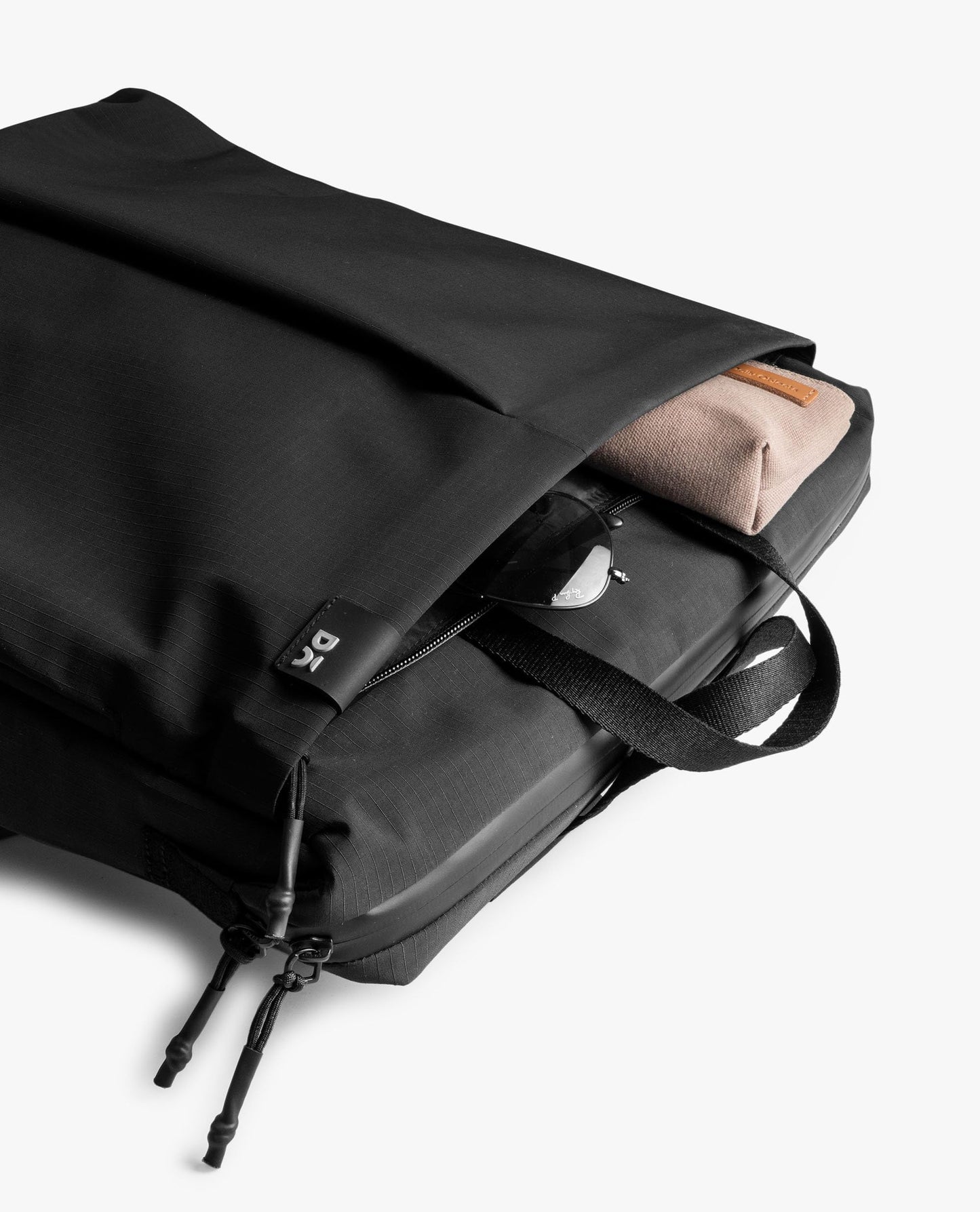 DailyObjects Water Resistant Pivot Workpack Bag (19L) for Men & Women|Fits 13/14/15.6 inch Laptop/Macbook Pro/Air|Lightweight| Backpack |Office/Daily Use/Travel|Multi Pocket|Padded Strap (Black)
