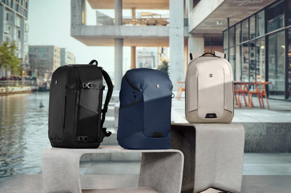Victorinox Altmont Modern, Traveler Backpack, Backpack with Removable 15.6 Inch Laptop Sleeve, Navy Blue, 653556