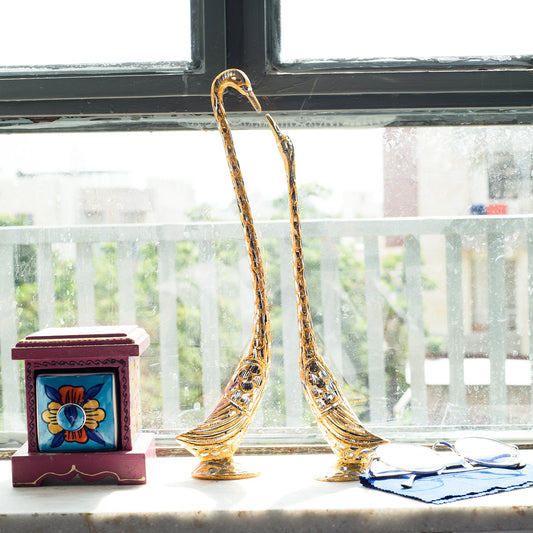 eCraftIndia Cute Love Birds Decorative Metal Figurine (15 cm x 5 cm x 33, Silver