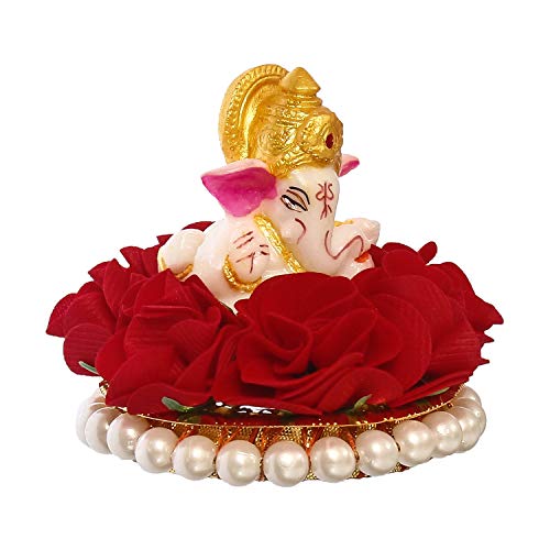 eCraftIndia Lord Ganesha Idol on Decorative Handcrafted Plate with Red Flowers