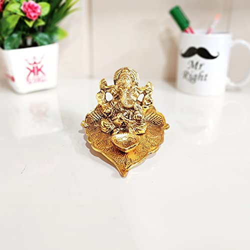 DreamKraft Metal Patta Ganesh with Deepak Showpice (7 Cm x 12 cm x 9 cm, Gold)