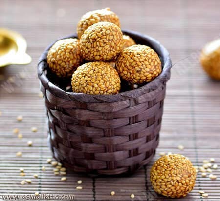 Aadhil Kovilpatti Traditional Sesame Seeds Balls/Gingelly Balls/Til Laddu/Traditional Ellurundai - 400g.