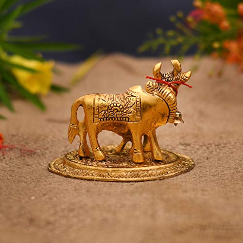 Collectible India Kamdhenu Cow with Calf Metal Statue Figurine (Set of 1), Golden