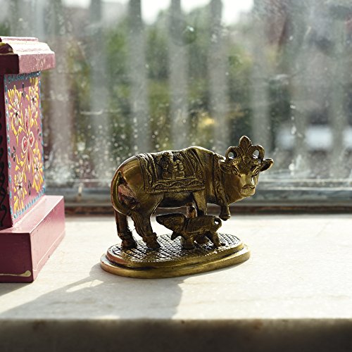 eCraftIndia Holy Kamdhenu Cow and Calf Brass Figurine (8 cm x 5 cm x 6, Golden and Yellow)