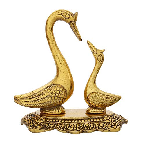 Golden Metal Loving Swan Couple Showpieces, Love Birds Statues