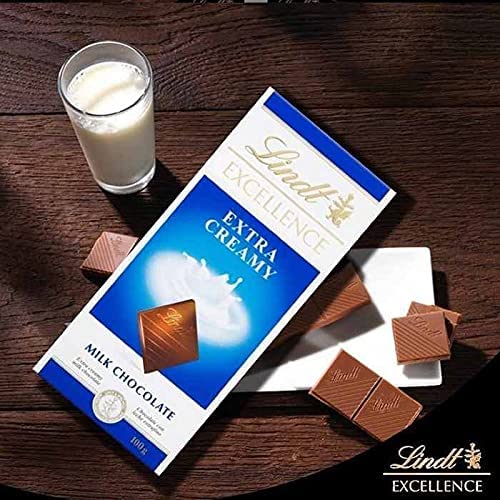 Lindt Swiss Classic Milk Chocolate with Raisins and Gently Roasted Nuts, 2 X 100 g